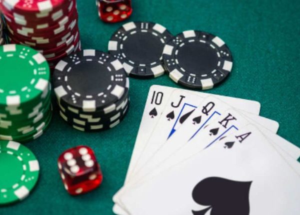 A Deep Dive into the Gaming Experience at PQ88 Casino, Vietnam
